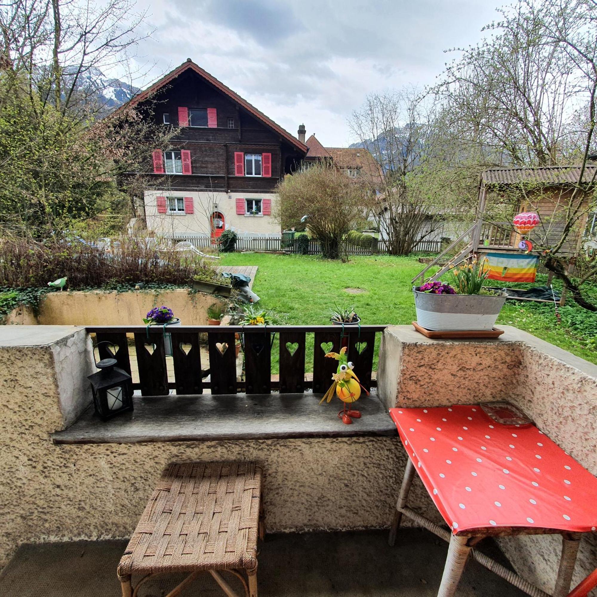 Zentral Gelegene Wohnung Mit Grossem Garten Interlaken Exteriér fotografie